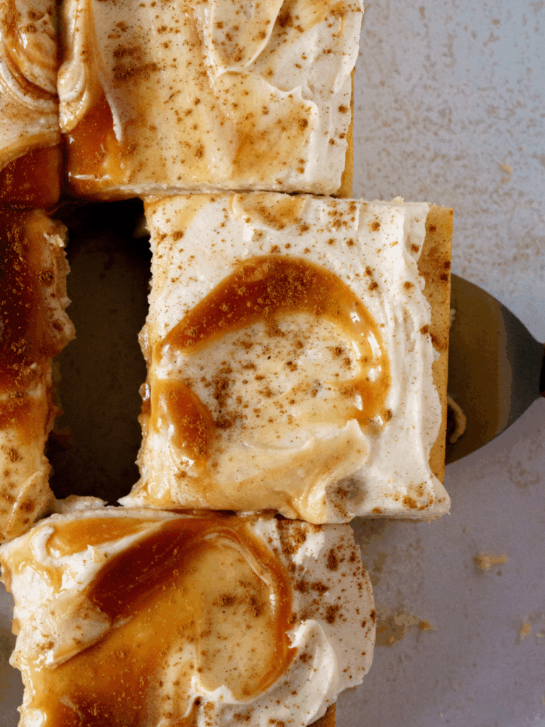 caramel snickerdoodle cake