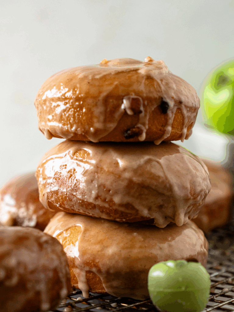 apple pie donuts