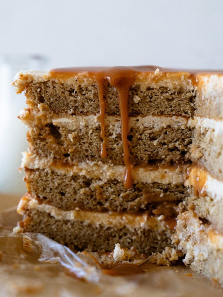 chai caramel cake