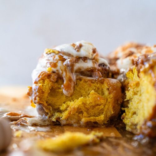 pumpkin caramel cinnamon rolls