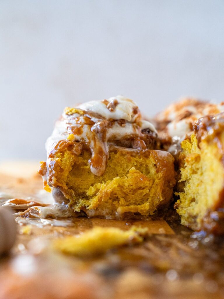 pumpkin caramel cinnamon rolls