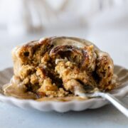 caramel gingerbread cinnamon rolls