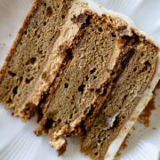 gingerbread biscoff cake