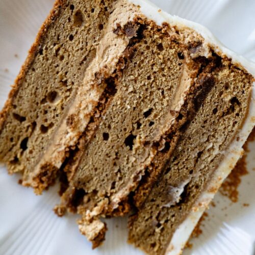 gingerbread biscoff cake