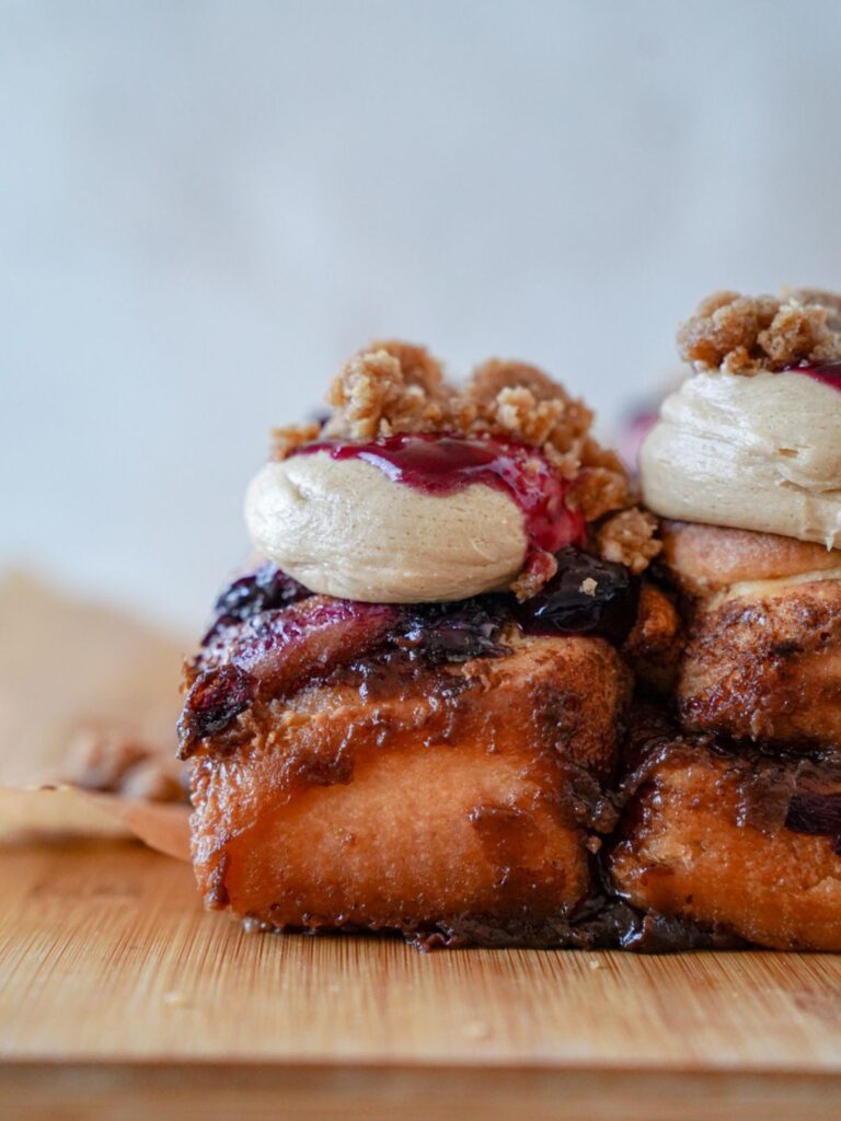 blueberry cinnamon rolls