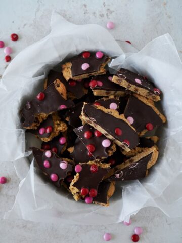 chocolate chip cookie bark