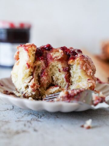 peanut butter and jelly cinnamon rolls