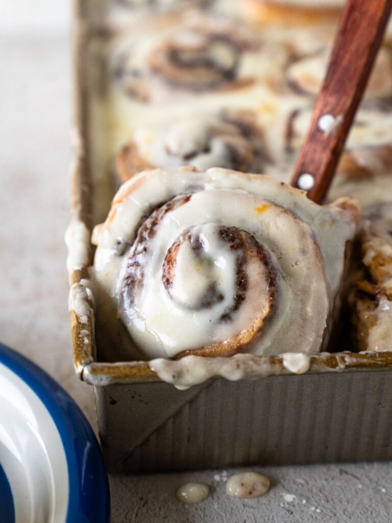 chai spiced cinnamon roll