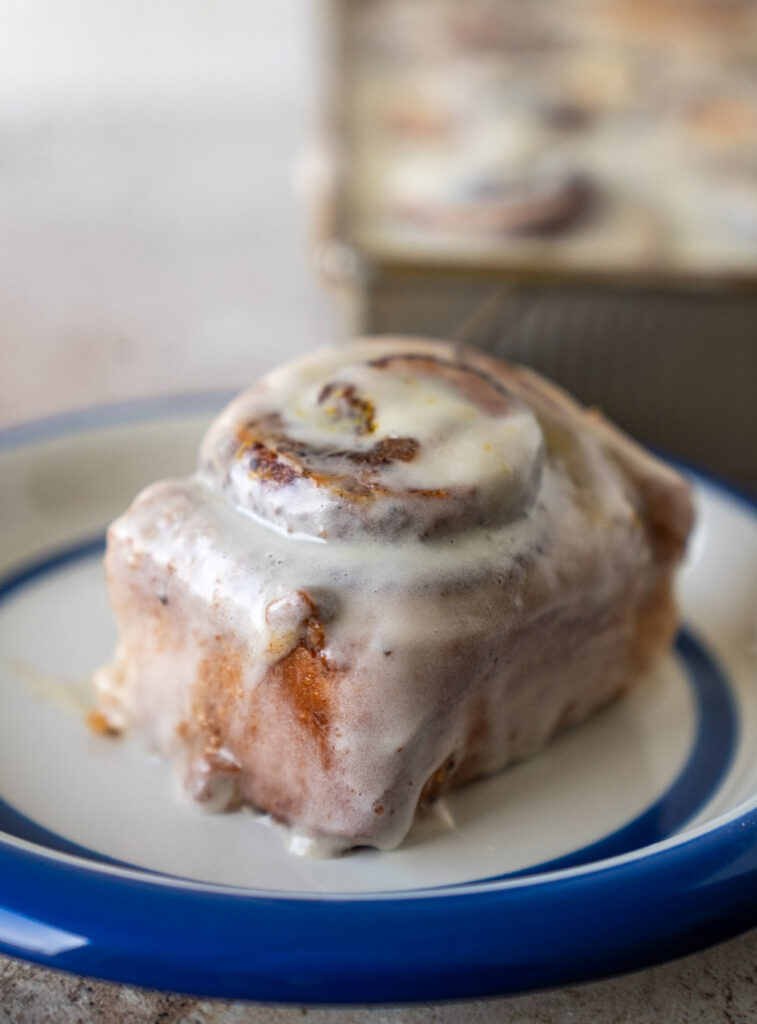 chai spiced cinnamon roll