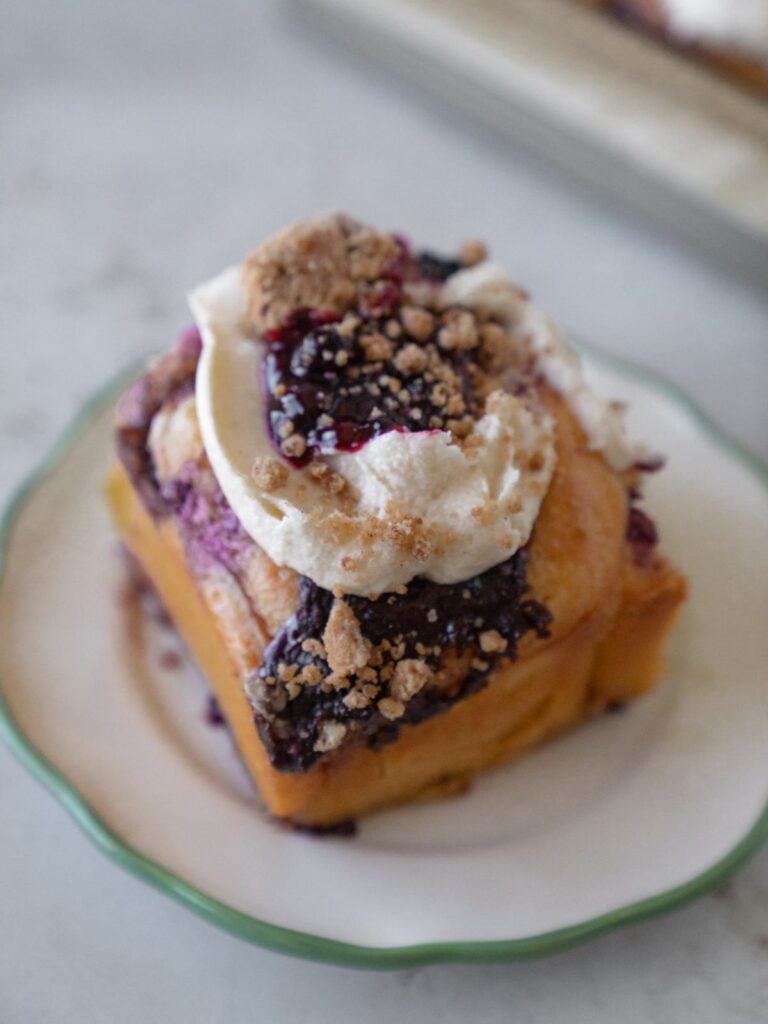triple berry cobbler cinnamon rolls