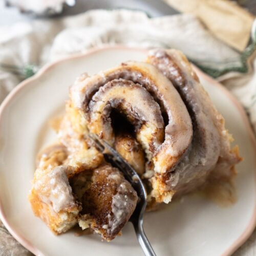 chai banana cinnamon rolls