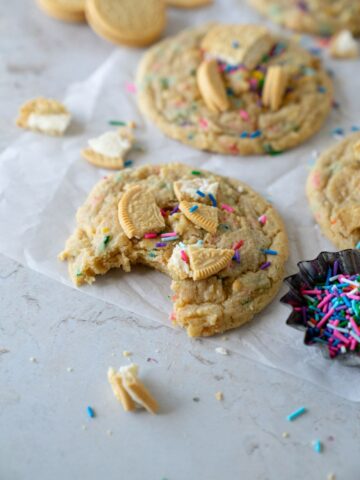 golden oreo birthday cookies