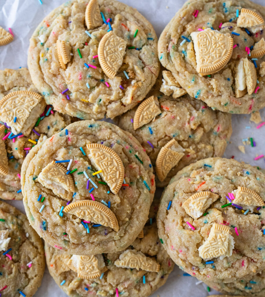 golden oreo bithday cookies