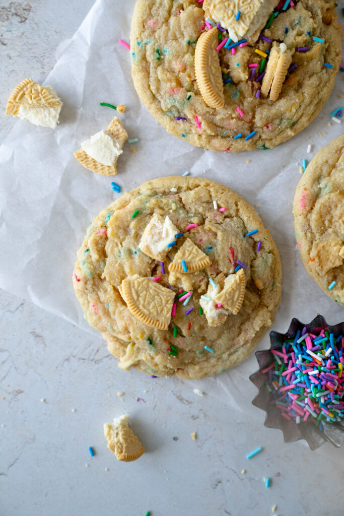 golden oreo birthday cookies-2