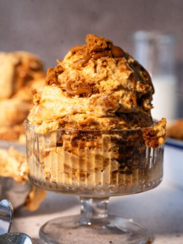 pumpkin biscoff pudding