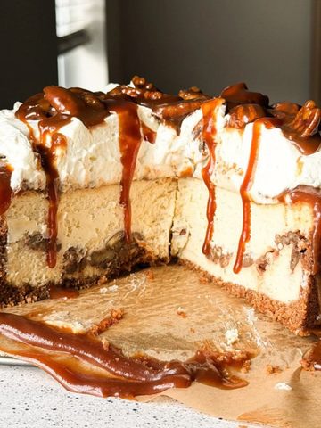 Caramel Pecan Pie Cheesecake
